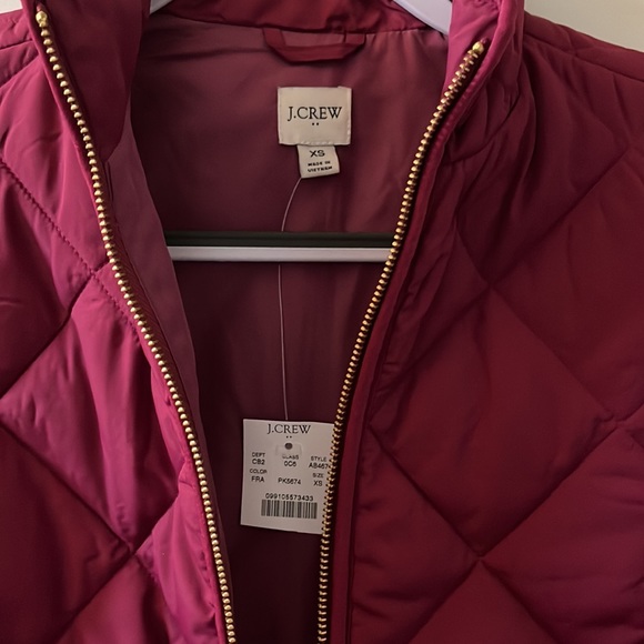 J Crew Women’s Puffer Vest in Pink Raspberry - Picture 2 of 4